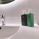 아파트 House