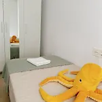 House Апартаменты *
